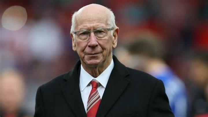 
Bobby Charlton Height, Weight, Net Worth, Age, Birthday, Wikipedia, Who, Nationality, Biography 