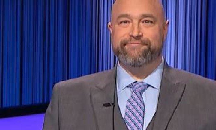 Bryan Perla Height, Weight, Net Worth, Age, Birthday, Wikipedia, Who, Nationality, Biography