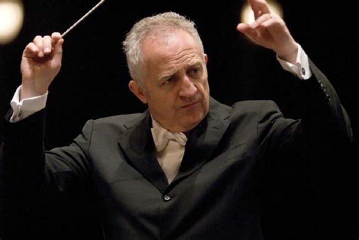 
Conductor And Composer Bramwell Tovey Passed Away At 69 Of Sarcoma Cancer, Family Details 