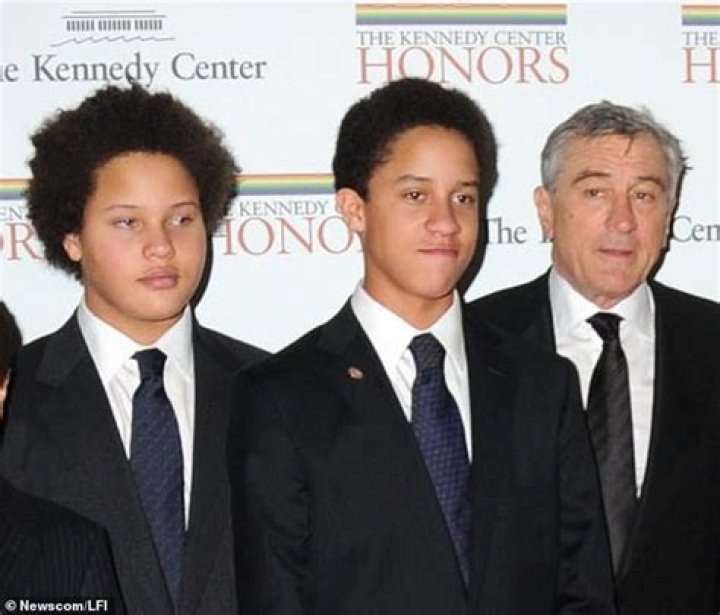 
Is Robert De Niro Gay? Who Was Gay in Robert’s Family? 