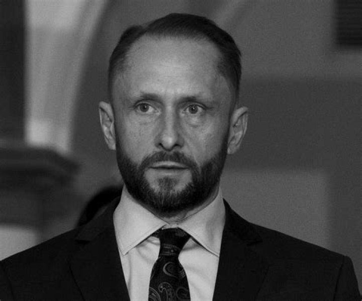 
Kamil Durczok Height, Weight, Net Worth, Age, Birthday, Wikipedia, Who, Nationality, Biography 