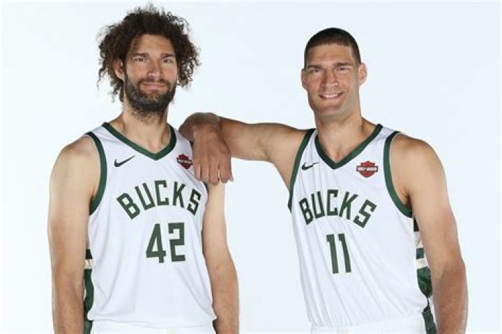 Milwaukee Bucks Star Brook Lopez Parents Heriberto Lopez and Deborah Ledford Are Originally From Cuba