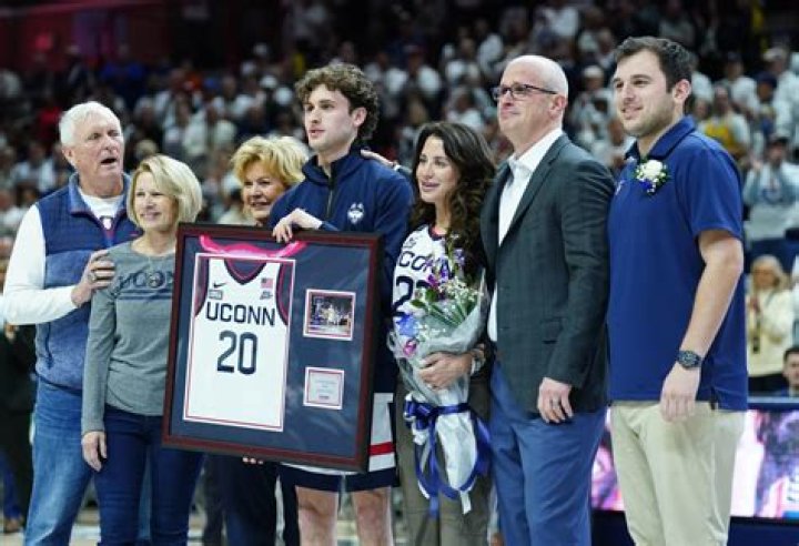 UConn: Who Are Andrea And Dan Hurley? Andrew Hurley Parents- Age Gap And Family