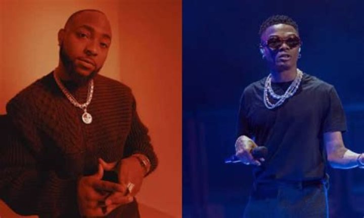 
”We Love You” – DJ Tunez Opens Wizkid’s Madison Square Show With Davido’s Songs 